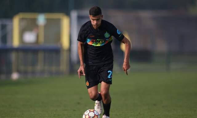 意甲最新动态:米兰积极推进莫德里奇续约,国米天才卡博尼遭遇重伤